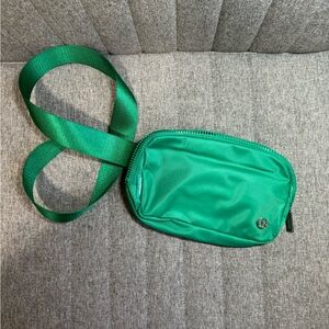 lululemon Everywhere Belt Bag 1L